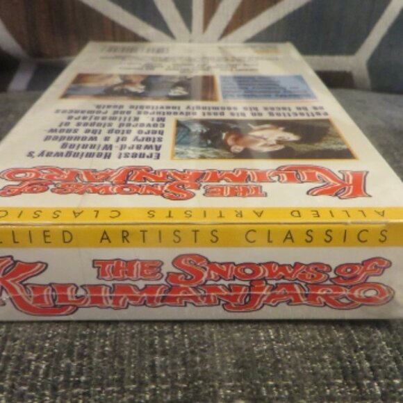 THE SNOWS OF KILIMANJARO - 1952 - VHS (1994 Release) NEW - Picture 6 of 9